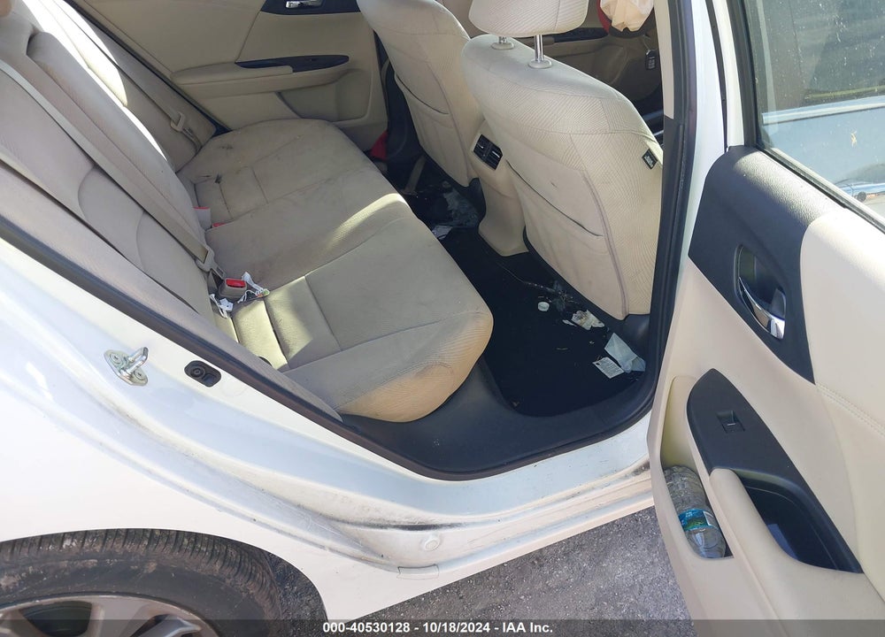 2017 HONDA ACCORD EX VIN: 1HGCR2F00HA200552