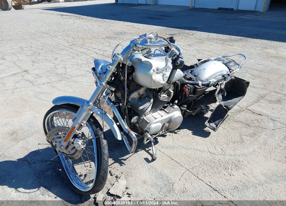 2005 HARLEY-DAVIDSON XL883 C VIN: 1HD4CJM1X5K453358