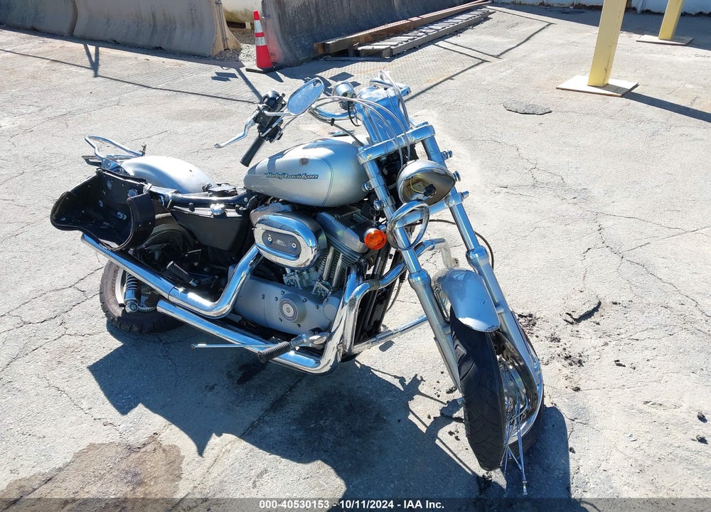 2005 HARLEY-DAVIDSON XL883 C VIN: 1HD4CJM1X5K453358