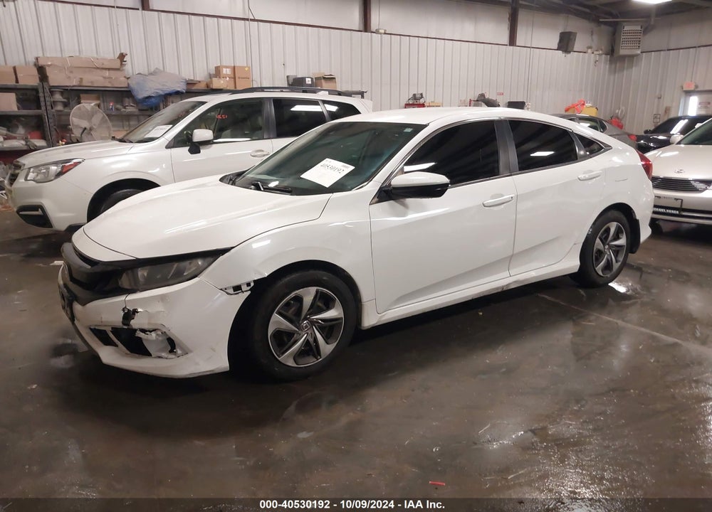 2019 HONDA CIVIC LX VIN: 19XFC2F65KE015547