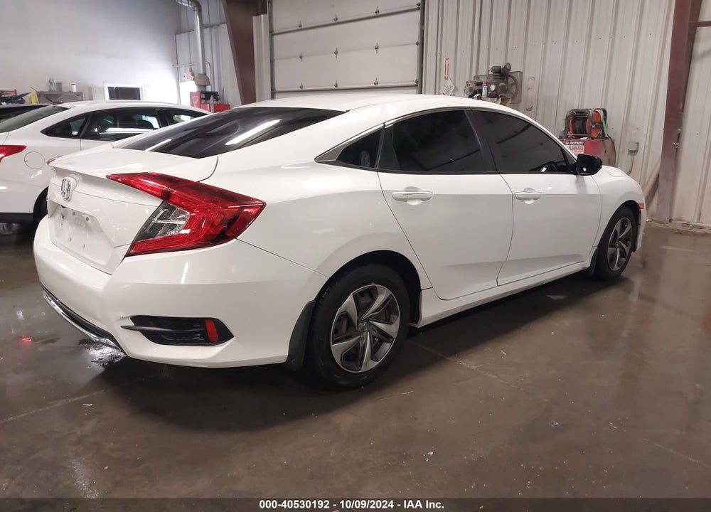 2019 HONDA CIVIC LX VIN: 19XFC2F65KE015547
