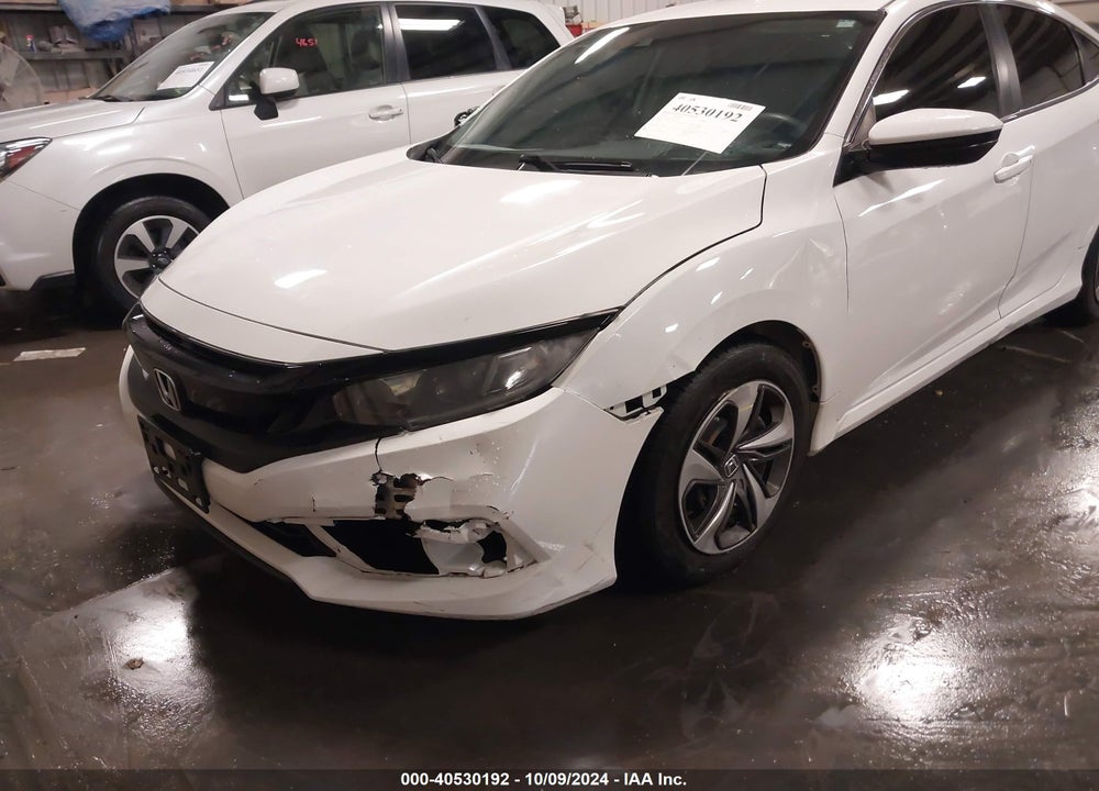 2019 HONDA CIVIC LX VIN: 19XFC2F65KE015547
