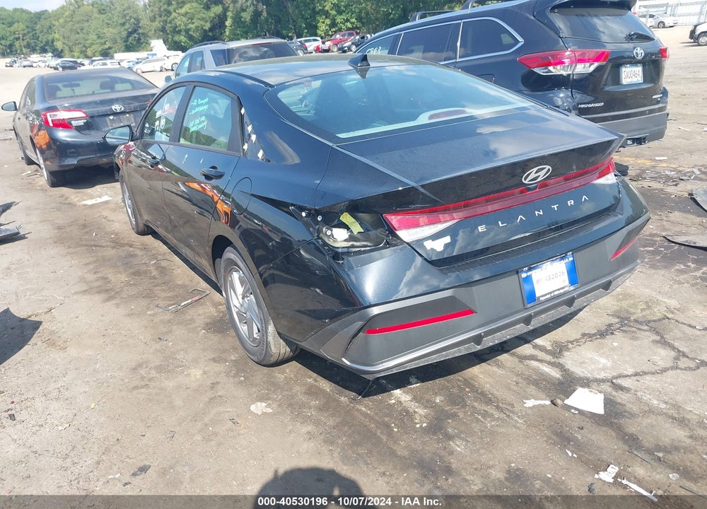 2024 HYUNDAI ELANTRA SE VIN: KMHLL4DG4RU832963