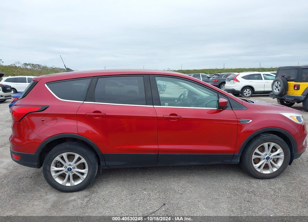 2019 FORD ESCAPE SE VIN: 1FMCU0G90KUB66550