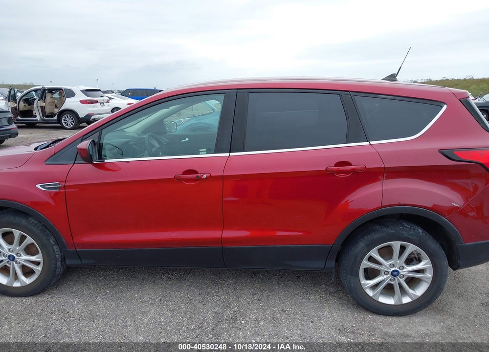 2019 FORD ESCAPE SE VIN: 1FMCU0G90KUB66550