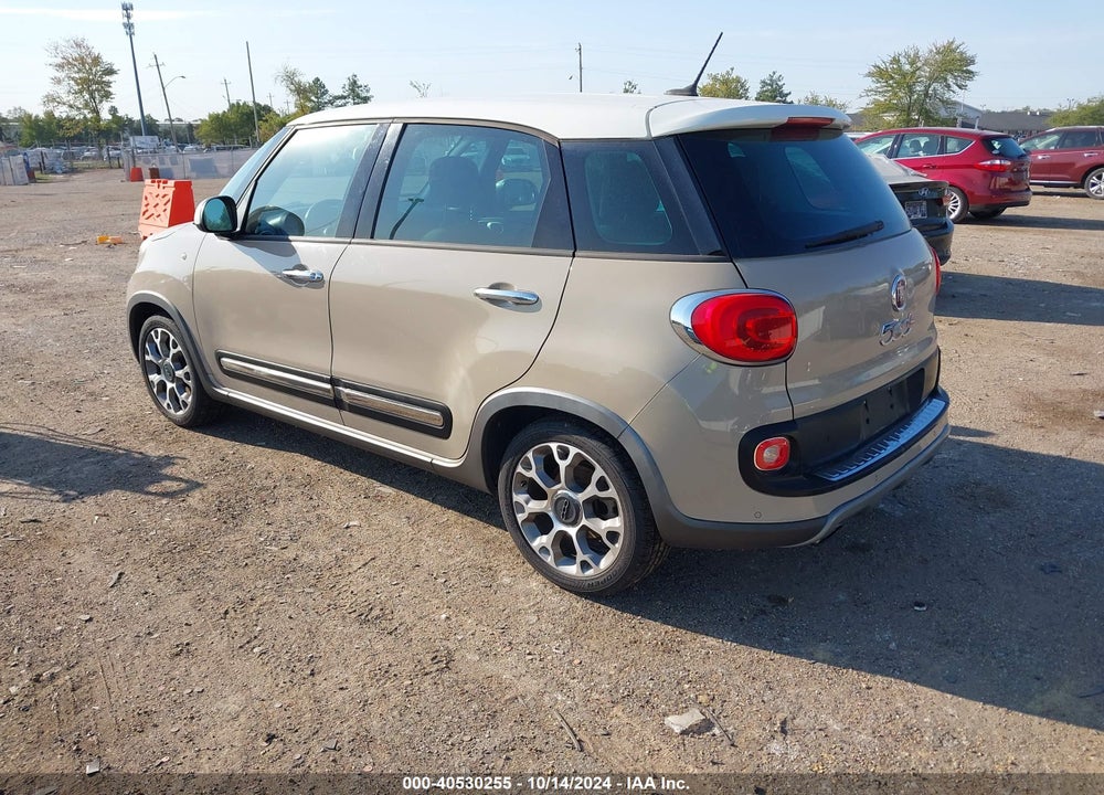 2016 FIAT 500L TREKKING VIN: ZFBCFADH2GZ037965