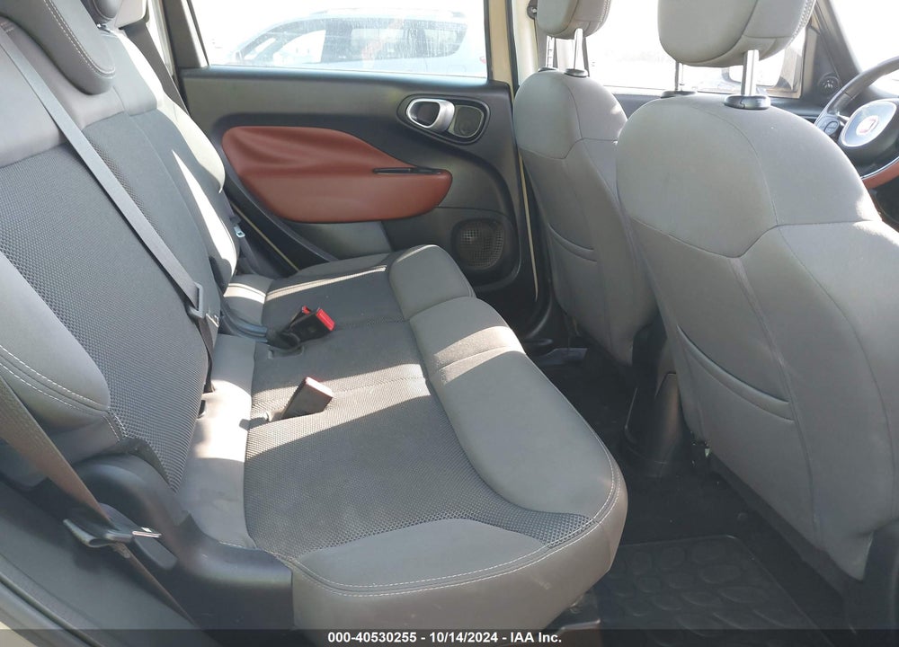 2016 FIAT 500L TREKKING VIN: ZFBCFADH2GZ037965
