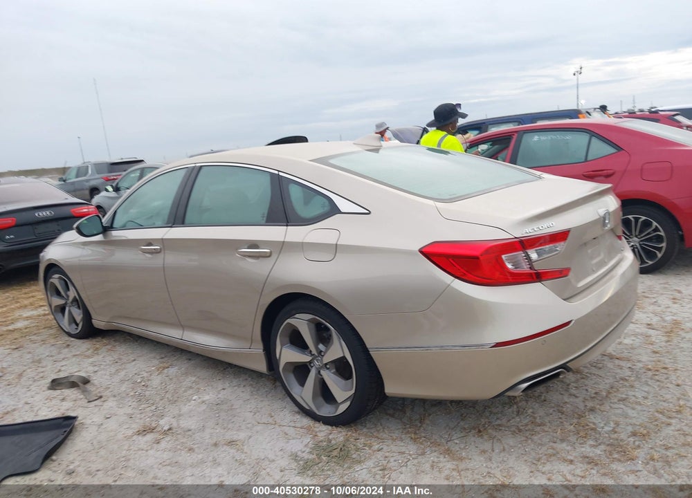 2018 HONDA ACCORD TOURING VIN: 1HGCV1F9XJA097103
