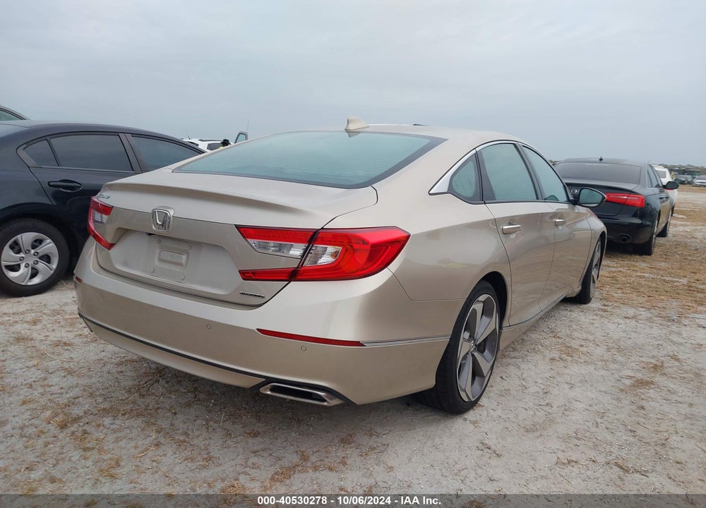 2018 HONDA ACCORD TOURING VIN: 1HGCV1F9XJA097103