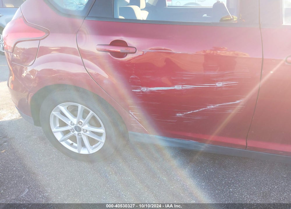 2016 FORD FOCUS SE VIN: 1FADP3K28GL228999