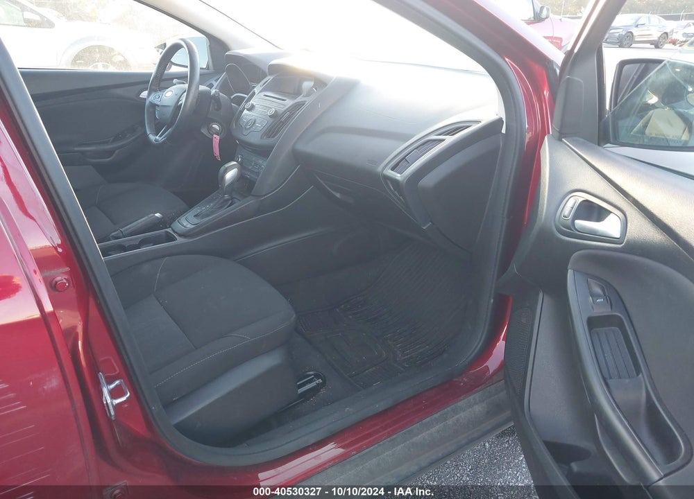 2016 FORD FOCUS SE VIN: 1FADP3K28GL228999