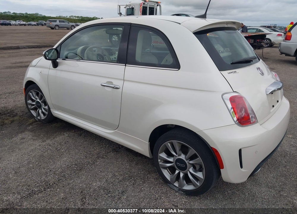 2018 FIAT 500 LOUNGE VIN: 3C3CFFCH1JT377980