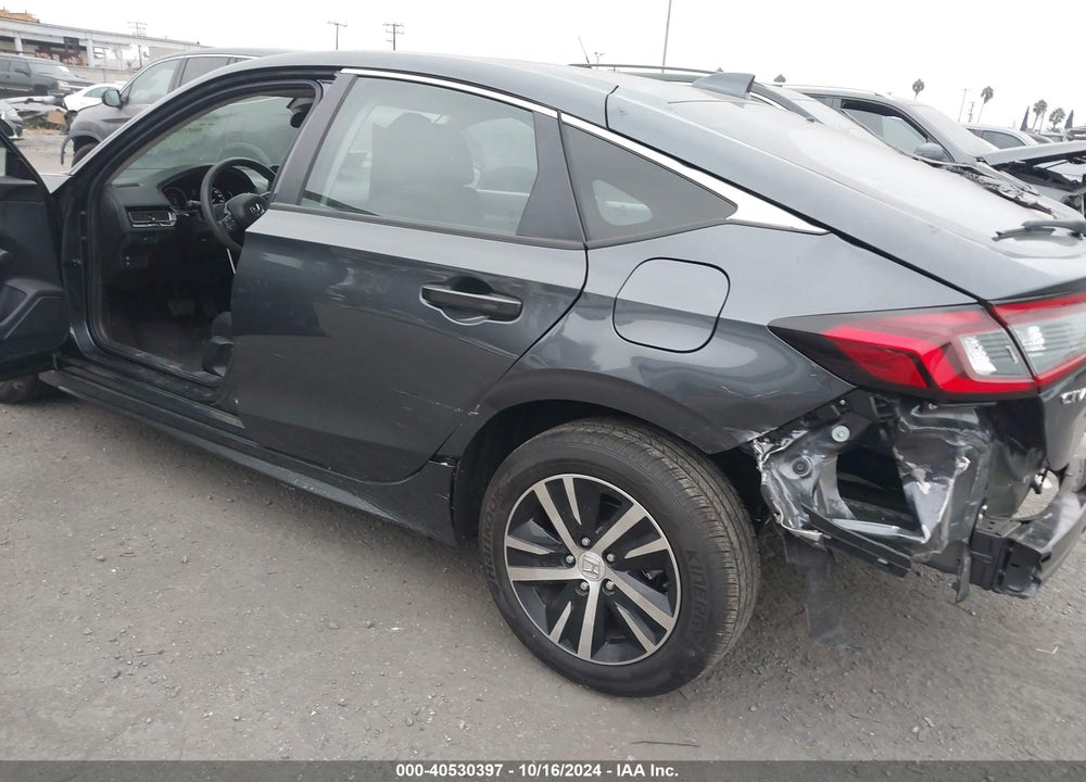 2024 HONDA CIVIC LX VIN: 19XFL2H55RE014624