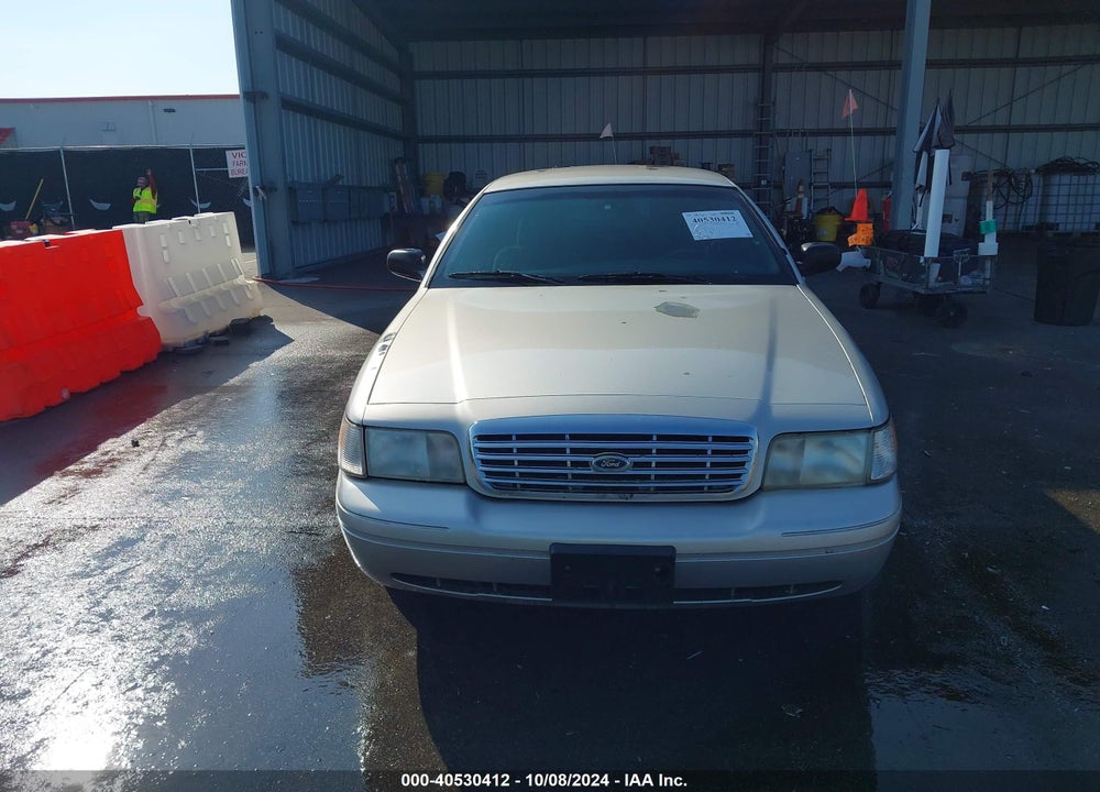 2008 FORD CROWN VICTORIA VIN: 2FAFP71V68X167278