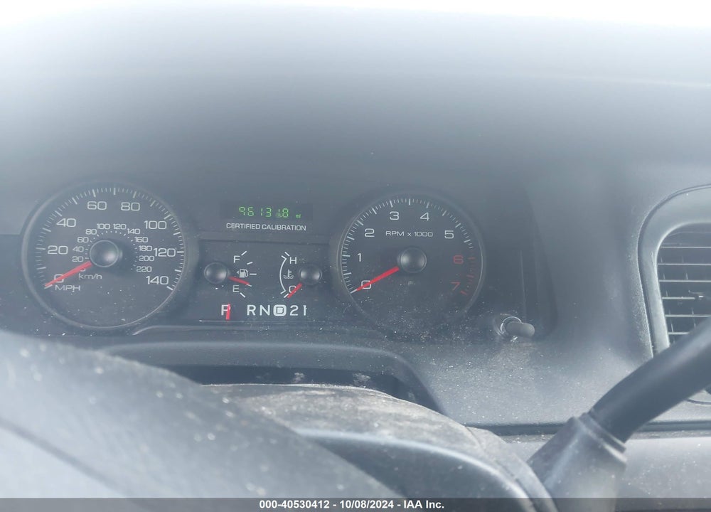 2008 FORD CROWN VICTORIA VIN: 2FAFP71V68X167278