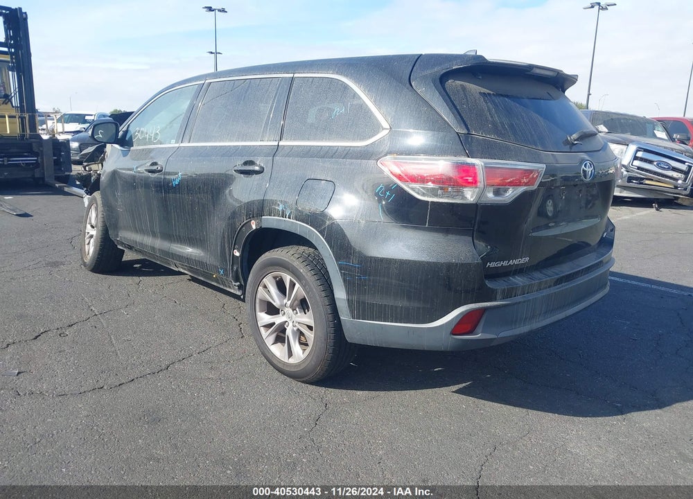 2015 TOYOTA HIGHLANDER LE PLUS V6 VIN: 5TDZKRFH6FS113637
