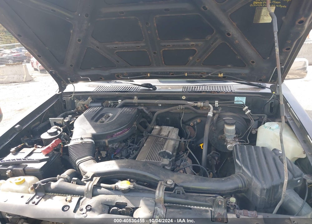 1997 NISSAN 4X4 TRUCK XE VIN: 1N6SD11Y2VC347405