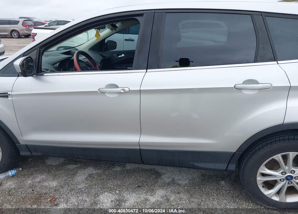 2017 FORD ESCAPE SE VIN: 1FMCU0GD9HUC63761
