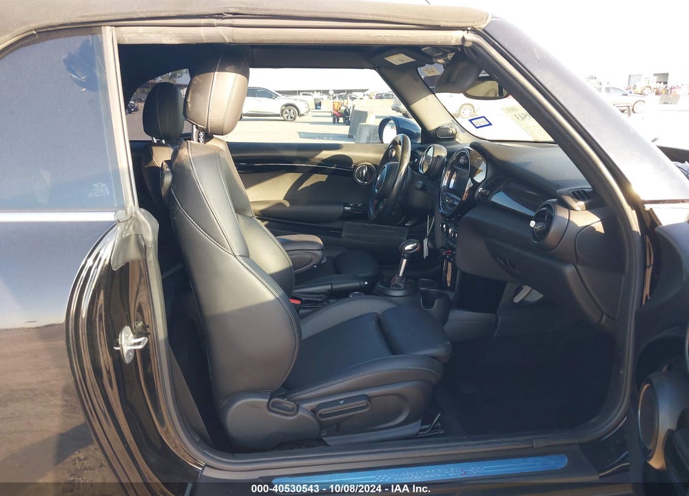 2019 MINI CONVERTIBLE COOPER S VIN: WMWWG9C59K3E39796