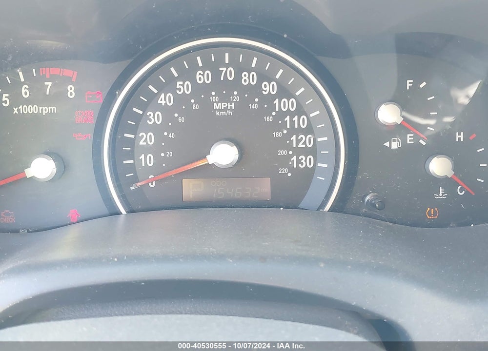 2011 KIA SEDONA LX VIN: KNDMG4C75B6364752