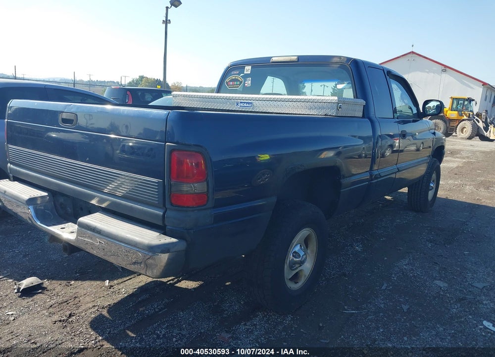 2000 DODGE RAM 1500 ST VIN: 1B7HF13Y9YJ137386