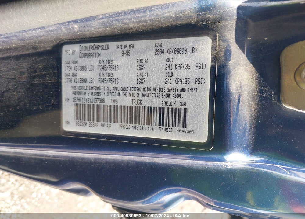 2000 DODGE RAM 1500 ST VIN: 1B7HF13Y9YJ137386