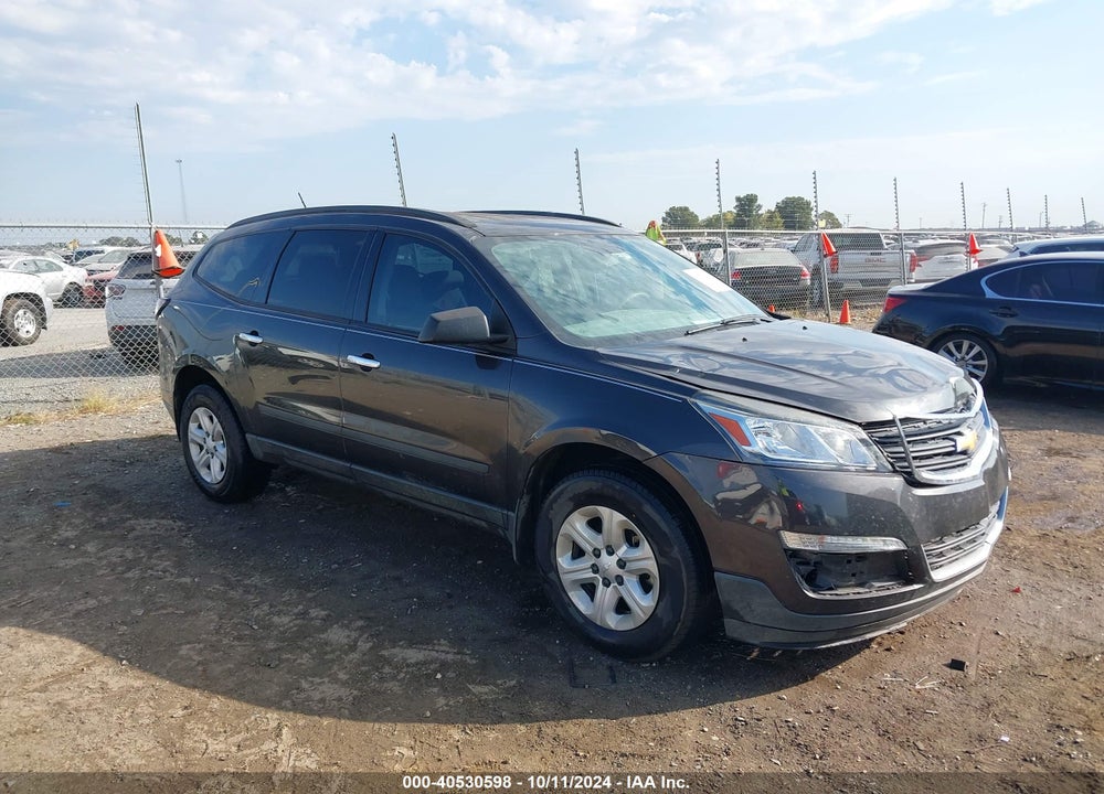 2017 CHEVROLET TRAVERSE LS VIN: 1GNKRFED2HJ272477