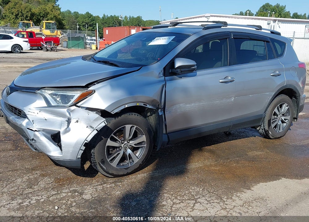 2018 TOYOTA RAV4 XLE VIN: JTMRFREV8JJ223624