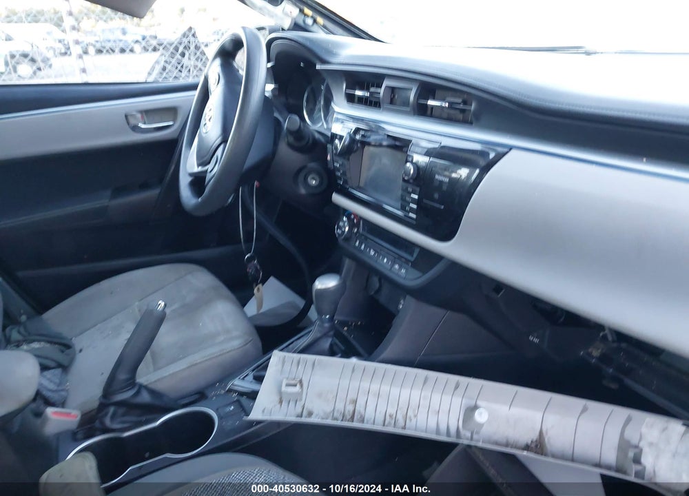 2015 TOYOTA COROLLA LE VIN: 2T1BURHE1FC246989