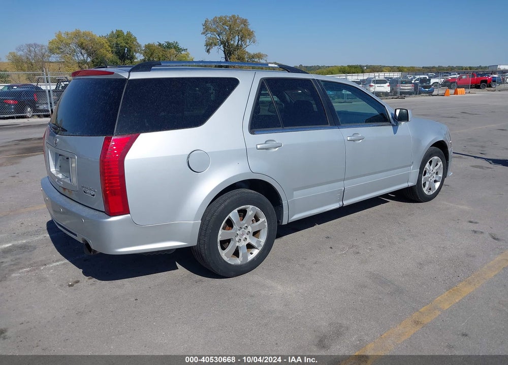 2009 CADILLAC SRX V6 VIN: 1GYEE437890109529
