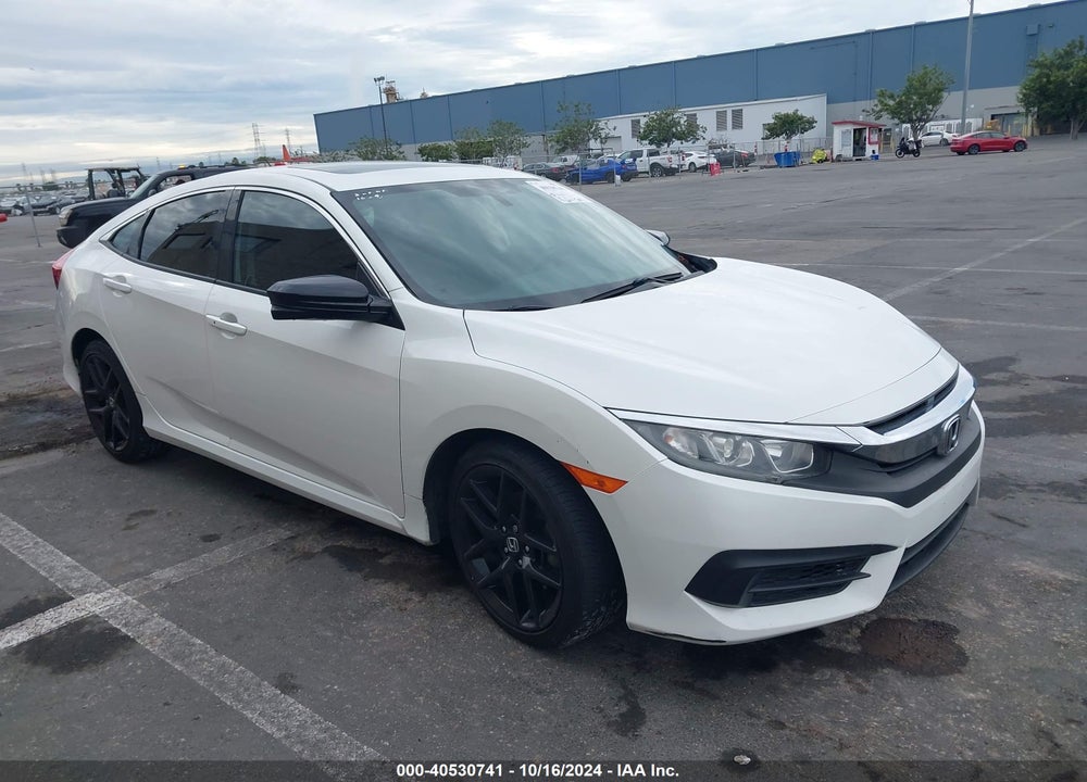 2018 HONDA CIVIC EX VIN: 19XFC2F71JE205319