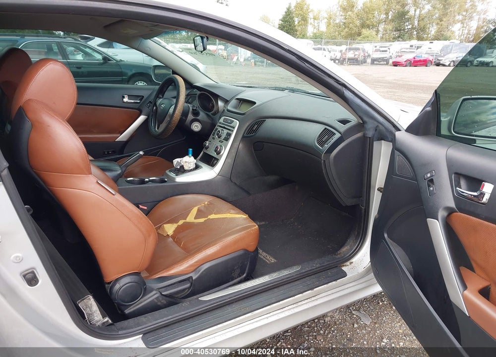 2010 HYUNDAI GENESIS 2.0T VIN: KMHHT6KD4AU042593