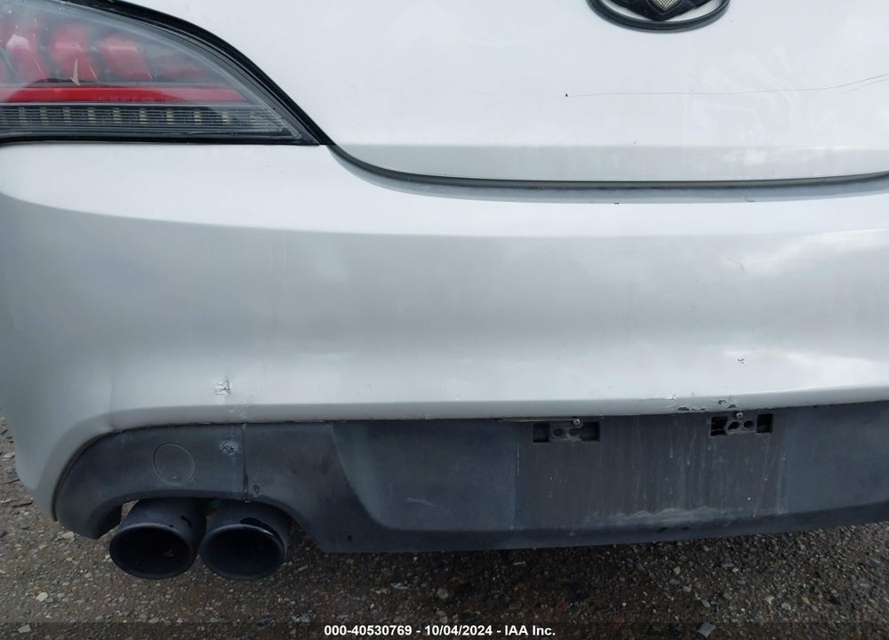 2010 HYUNDAI GENESIS 2.0T VIN: KMHHT6KD4AU042593