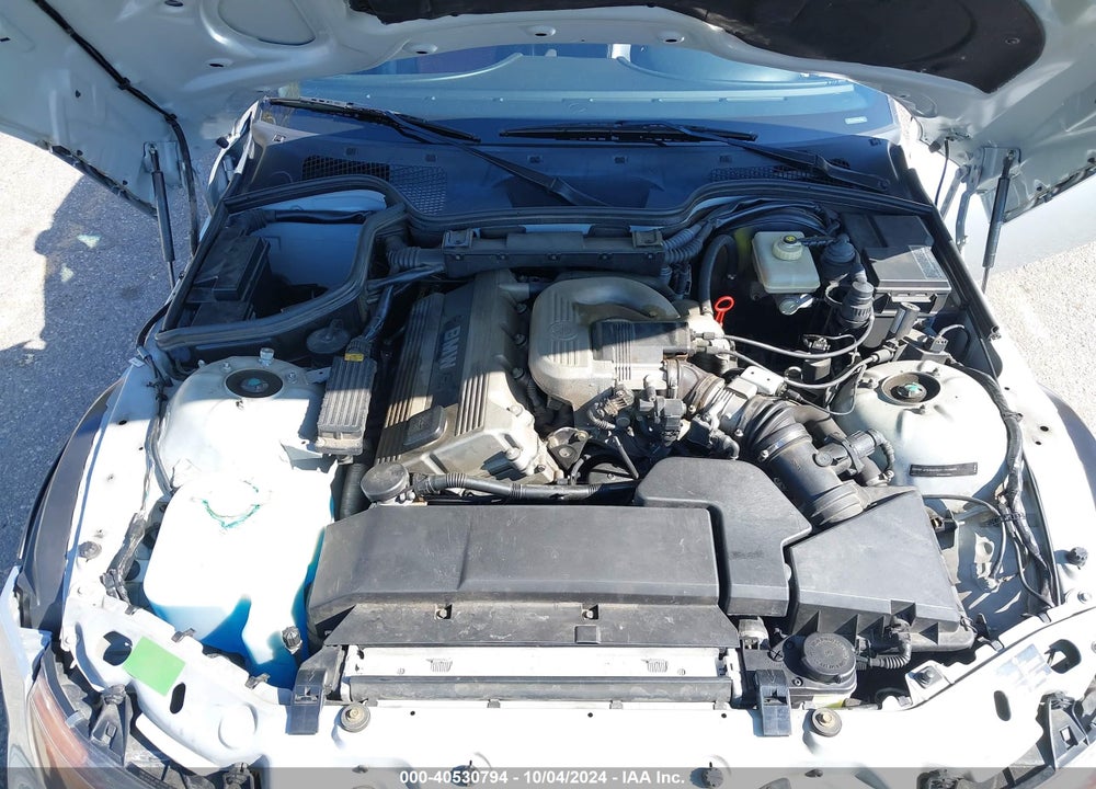1998 BMW Z3 1.9 VIN: 4USCH7332WLE10081