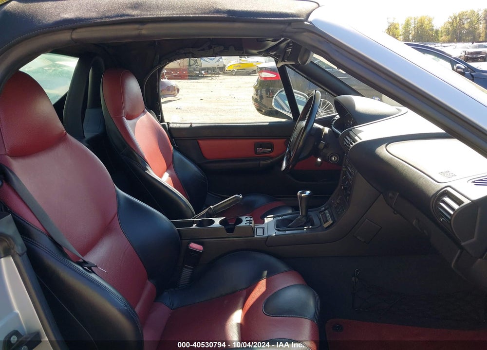 1998 BMW Z3 1.9 VIN: 4USCH7332WLE10081