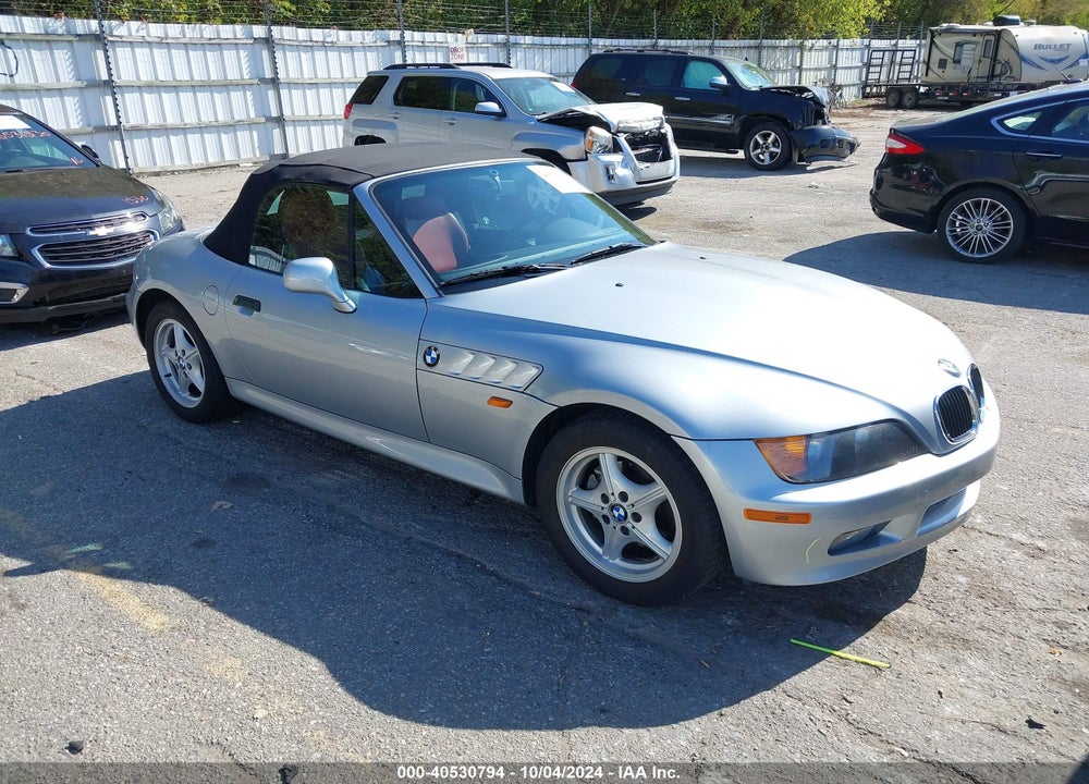1998 BMW Z3 1.9 VIN: 4USCH7332WLE10081