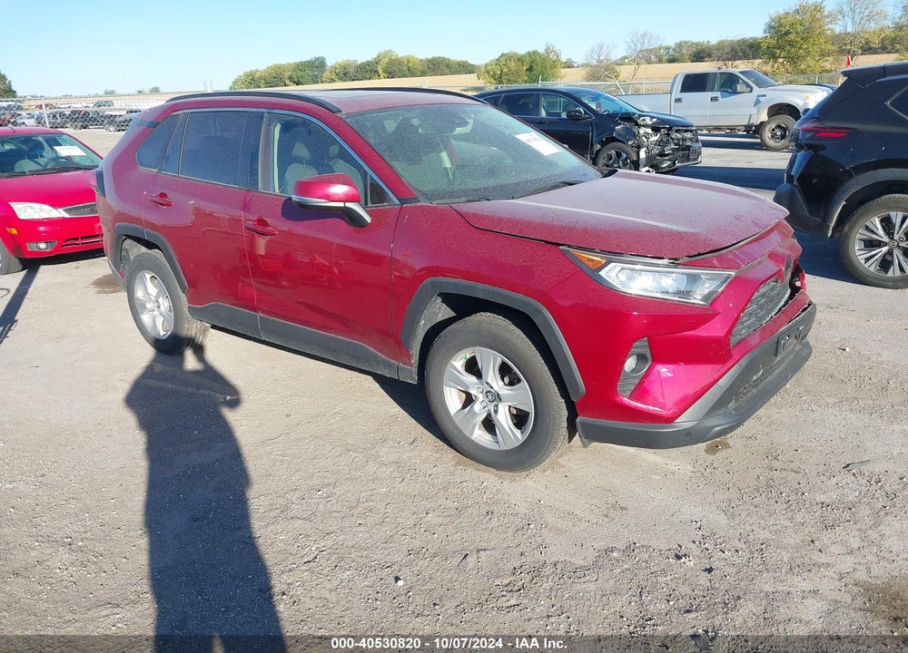 2019 TOYOTA RAV4 XLE VIN: JTMP1RFV3KJ012921
