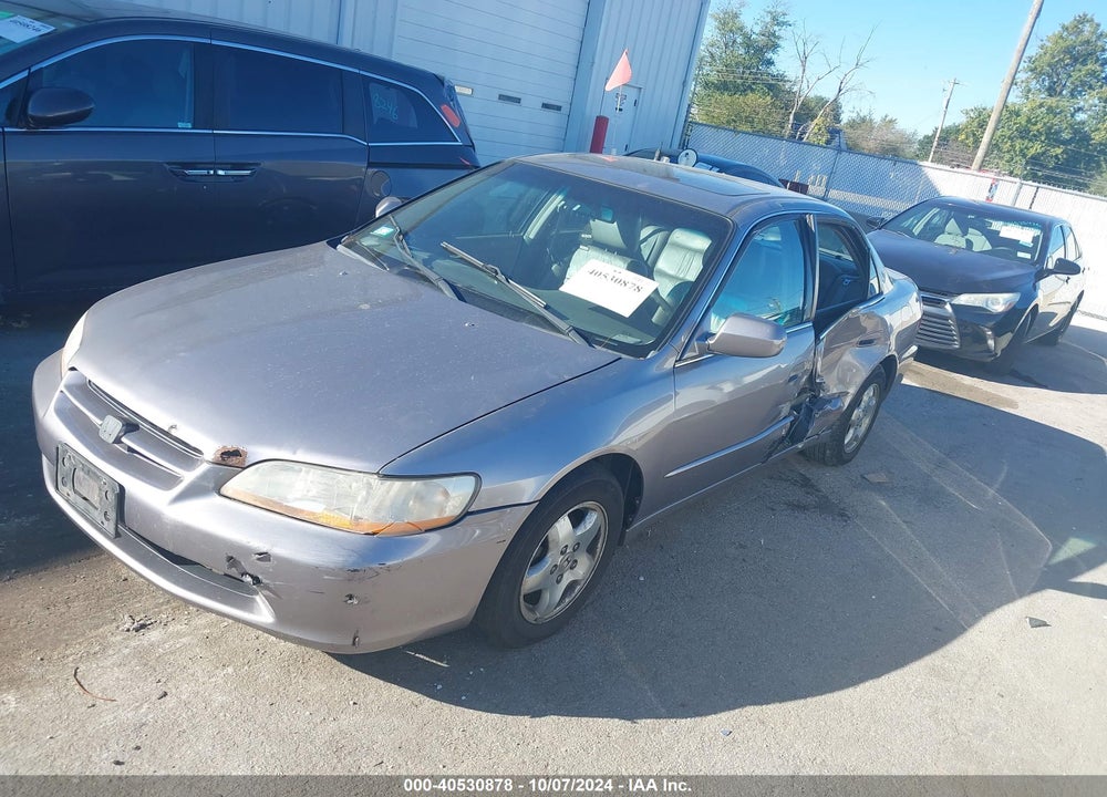 2000 HONDA ACCORD 3.0 EX VIN: 1HGCG1658YA020151