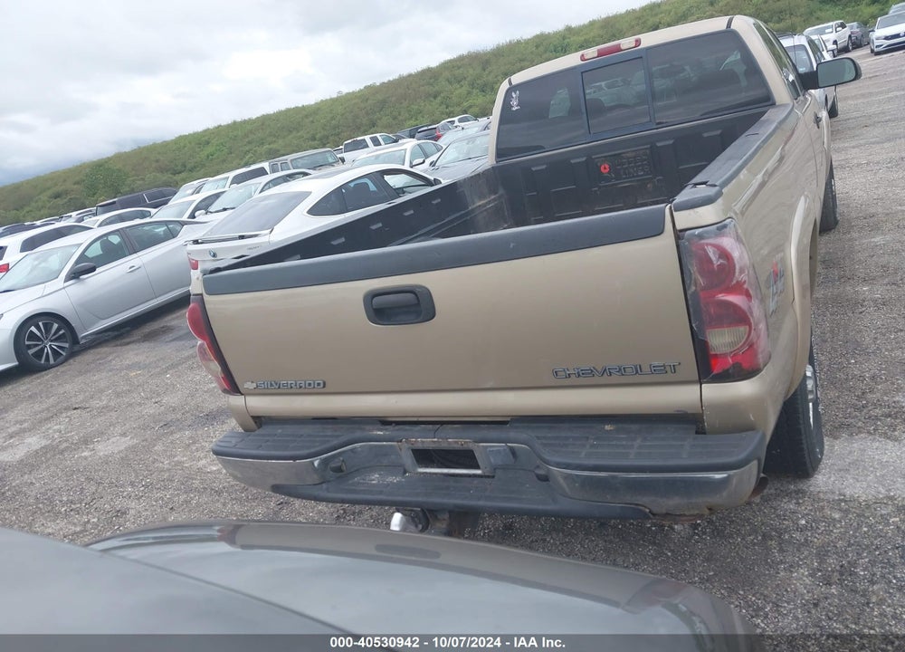 2005 CHEVROLET SILVERADO 2500HD LS VIN: 1GCHK29U55E130350