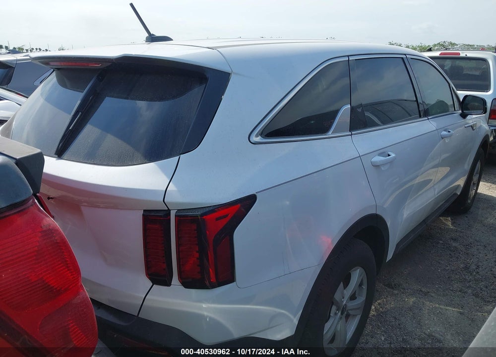 2023 KIA SORENTO LX VIN: 5XYRG4LC5PG168124