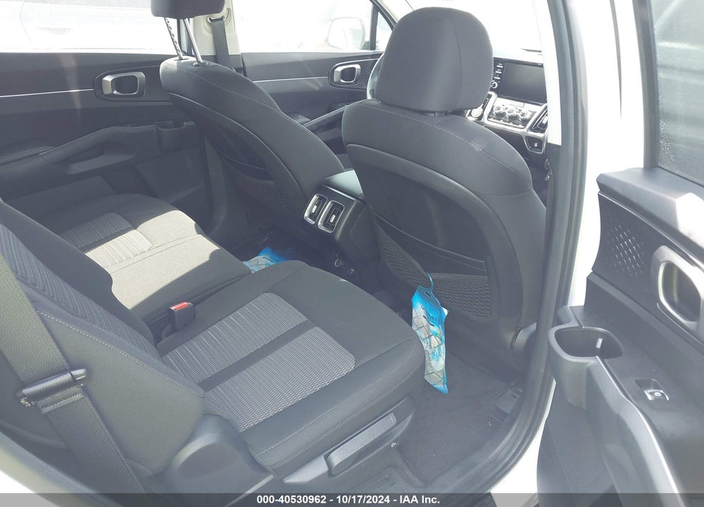 2023 KIA SORENTO LX VIN: 5XYRG4LC5PG168124