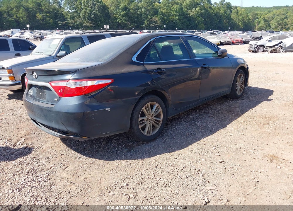 2015 TOYOTA CAMRY SE VIN: 4T1BF1FK5FU493628