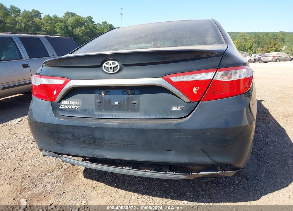 2015 TOYOTA CAMRY SE VIN: 4T1BF1FK5FU493628