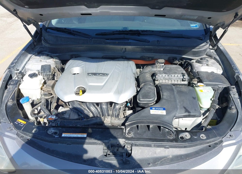 2013 HYUNDAI SONATA HYBRID VIN: KMHEC4A44DA070585