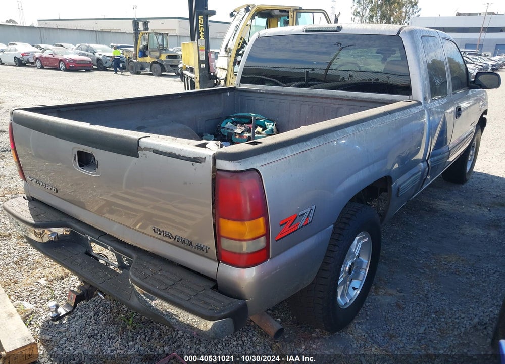2000 CHEVROLET SILVERADO 1500 LT VIN: 2GCEK19T2Y1273590