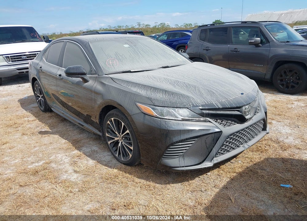 2020 TOYOTA CAMRY SE VIN: 4T1G11AK5LU960392