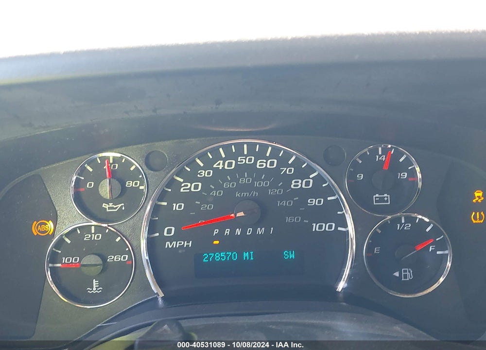 2017 CHEVROLET EXPRESS 3500 LT VIN: 1GAZGPFG9H1259634