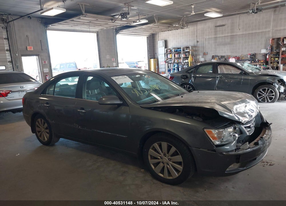 2009 HYUNDAI SONATA LIMITED V6 VIN: 5NPEU46F39H524286
