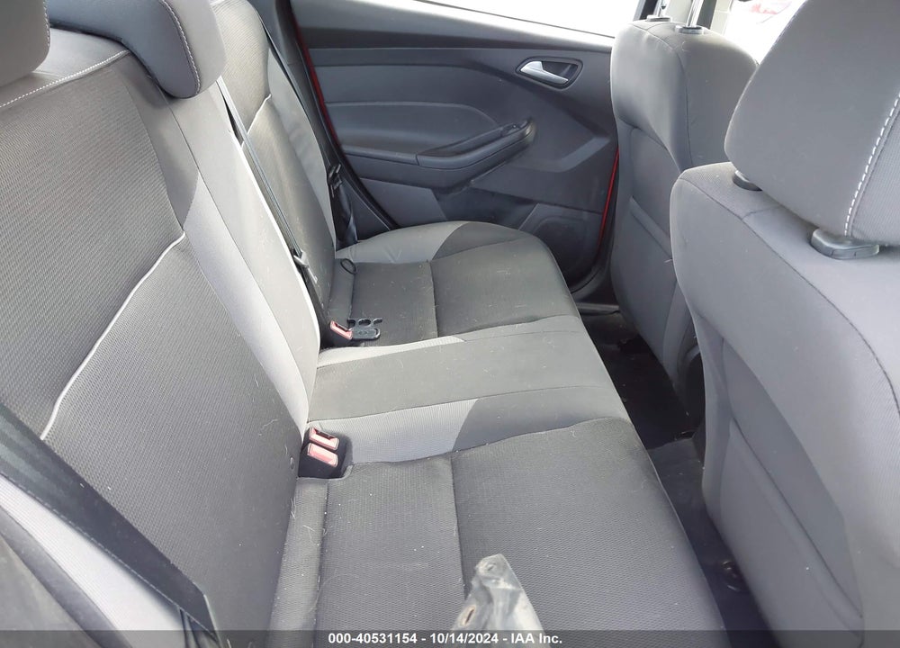 2014 FORD FOCUS SE VIN: 1FADP3F22EL386617
