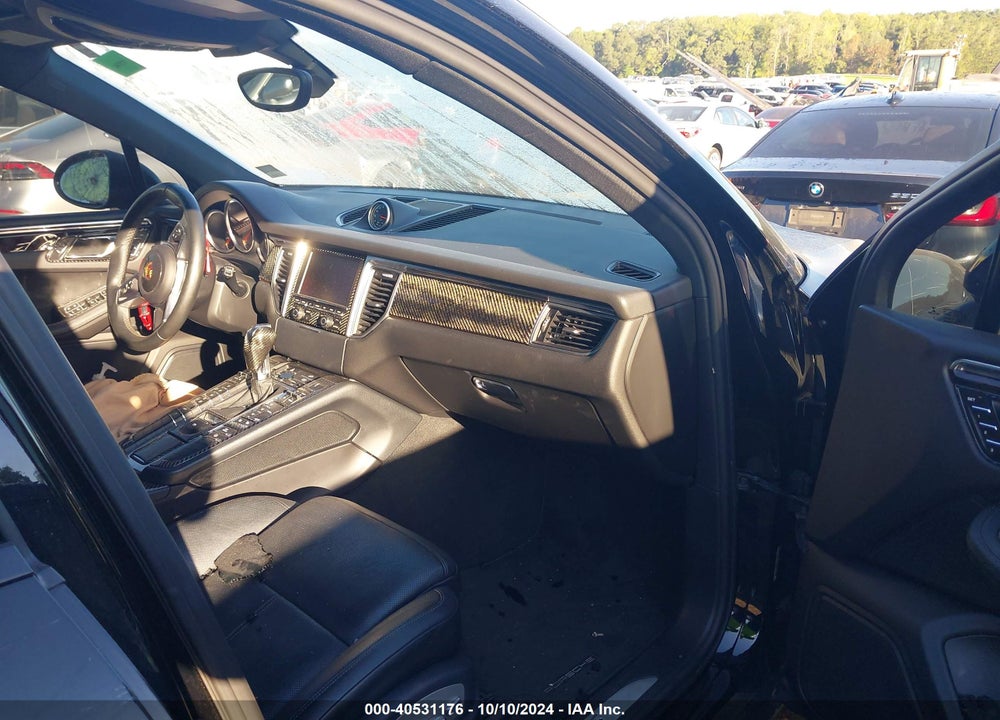 2015 PORSCHE MACAN S VIN: WP1AB2A5XFLB44875